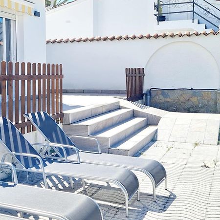 Cap Ras 40 A Villa Empuriabrava Kültér fotó